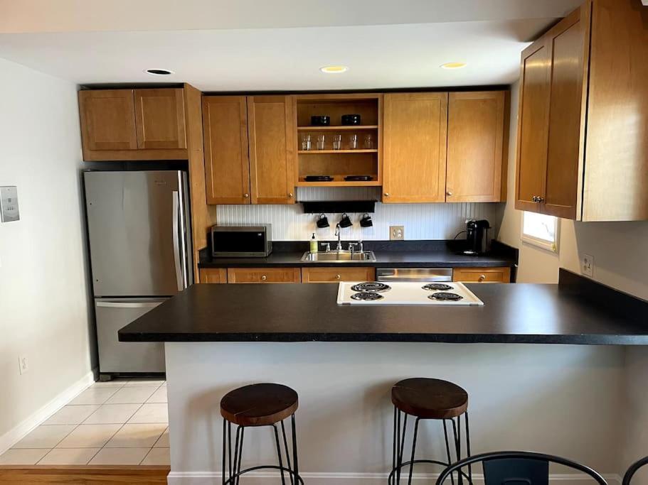 Lovely Two Bedroom Condo In South Boston Zewnętrze zdjęcie
