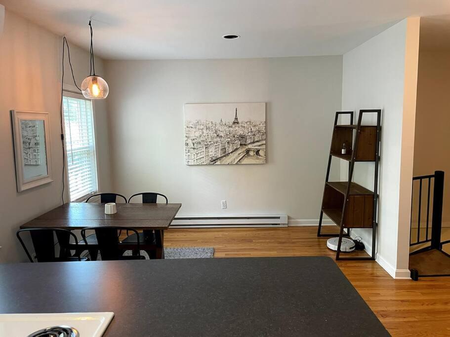 Lovely Two Bedroom Condo In South Boston Zewnętrze zdjęcie