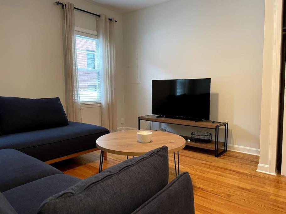 Lovely Two Bedroom Condo In South Boston Zewnętrze zdjęcie